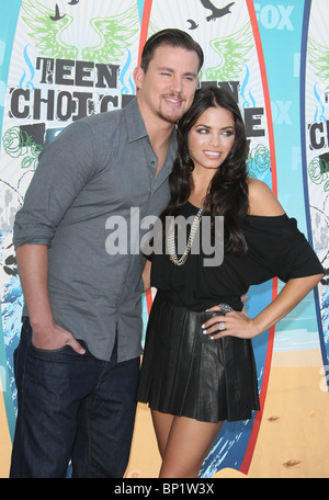 CHANNING TATUM JENNA DEWAN TEEN CHOICE 2010 Ankünfte LOS ANGELES Kalifornien USA 08 August 2010 Stockfoto