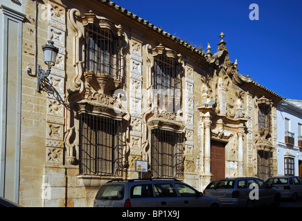 Adelspalast, Cilla del Cabildo De La Catedral de Sevilla, Osuna, Provinz Sevilla, Andalusien, Spanien, Westeuropa. Stockfoto