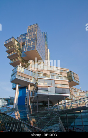 SENKEN SIE LANDESBANK, NORDDEUTSCHE LANDESBANK, NORDLB, BANKGEBÄUDE, HANNOVER, NIEDERSACHSEN, DEUTSCHLAND Stockfoto