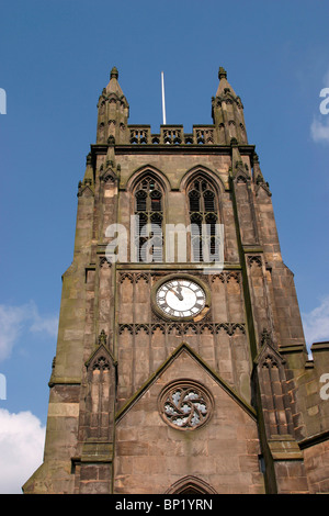Großbritannien, England, Cheshire, Stockport, Market Place St Mary's Parish Church, Turm Stockfoto