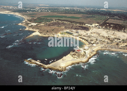 CAESAREA (MARITIMA) - PRINCIPAL HAFENSTADT ERBAUT VON KÖNIG HERODES IM JAHRE 23-13 V. CHR. WAR ES DIE RÖMISCHE MEWROPOLIS VON JUDÄA ALS DIE Stockfoto