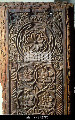 MOSCHEE EL-AKSA - GESCHNITZTEN HOLZPLATTEN BEDECKT DAS INNERE DER MOSCHEE, ALS ES DURCH DIE UMAYAD HERRSCHER IM 7. GEBAUT WURDE. C Stockfoto