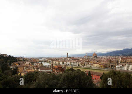 Blick über die Dächer von Piazzale Michelangelo in Florenz, Italien Stockfoto