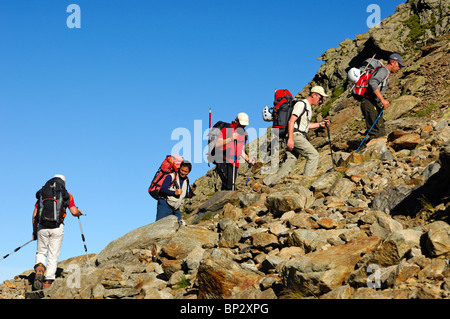 Alpinisten auf den Aufstieg auf den Mont Blanc Gipfel, Französische Alpen, Haute-Savoie, Frankreich Stockfoto