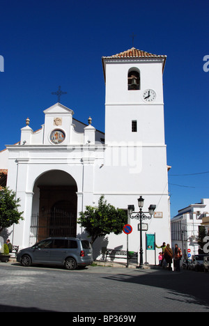 Apostels Santiago Kirche - Iglesia de Santiago Apostol, Monda, Provinz Malaga, Andalusien, Spanien, Westeuropa. Stockfoto