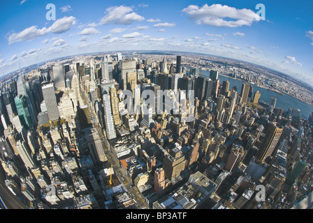 Das New York City Panorama mit 5th Avenue Stockfoto