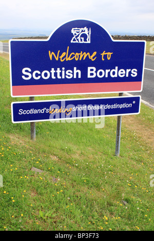 Willkommen Sie bei Scottish Borders Schild an Carter Bar an der A68 Straße - die Grenze zwischen England und Schottland Stockfoto