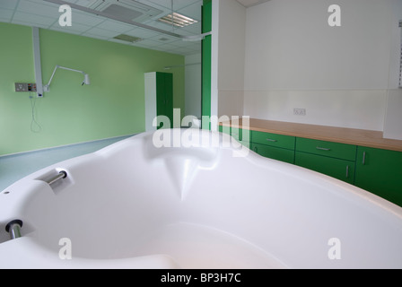 New Forest Birthing Center, Ashhurst Krankenhaus Geburt pool Stockfoto