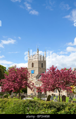 St. Leonards Kirche am Horringer im Frühjahr, Suffolk Stockfoto