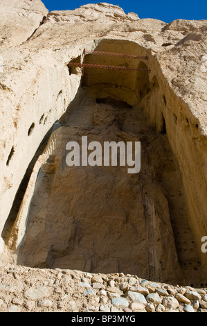 Afghanistan, Bamiyan. Nische des kleinen Buddhas (38 m - zerstört durch die Taliban im Jahr 2001) Stockfoto