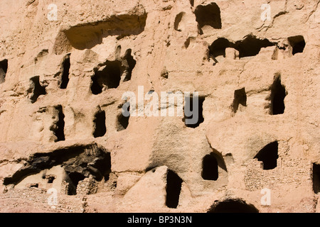 Afghanistan, Bamiyan. Während der buddhistischen Periode wurden Tausende von Höhlen in den Felsen in Bamiyan geschnitzt. Stockfoto