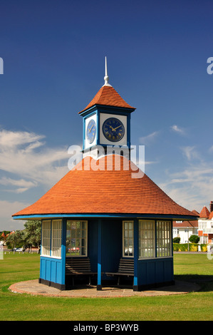 Uhrturm Tierheim Greensward, Frinton-on-Sea, Essex, England, Vereinigtes Königreich Stockfoto