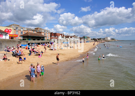 Strandblick, Walton-on-the-Naze, Essex, England, Vereinigtes Königreich Stockfoto