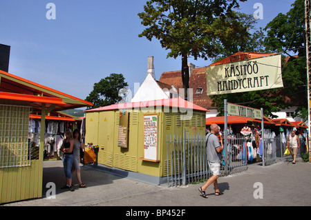 Outdoor-Kunsthandwerksmarkt, Viru Turg, Harjumaa, Estland, Tallinn, Estland Stockfoto