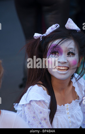 Darsteller auf der "Royal Mile", die im Rahmen des Edinburgh Fringe Festival Stockfoto