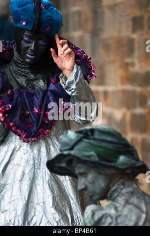 Edinburgh Fringe Festival Künstler gesehen auf der Royal mile Stockfoto