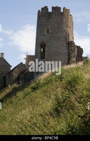 Eine zerstörte Turm in Farleigh Hungerford Castle, Somerset, UK Stockfoto