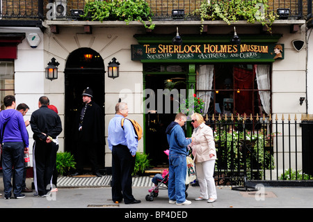 Das Sherlock Holmes Museum, 221 b Baker Street, London, England, UK Stockfoto