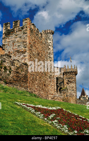 Spanien, Jakobsweg: Burg von Ponferrada Stockfoto