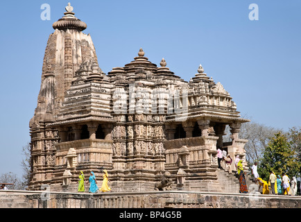 Inder Jagadambi Tempel zu besuchen. Khajuraho (westliche Gruppe). Madhya Pradesh. Indien Stockfoto