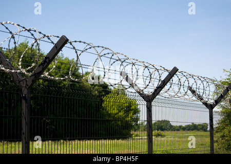 Stacheldraht Stockfoto