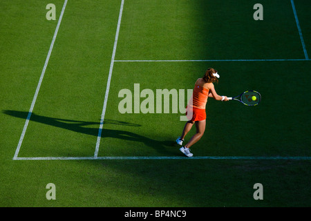 Ayumi Morita Japan in Aktion spielen Doppel übergab Vorhand gegen Arina Rodionova Russlands. Stockfoto