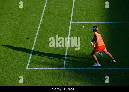 Ayumi Morita Japan in Aktion spielen Doppel übergab Rückhand gegen Arina Rodionova Russlands. Stockfoto