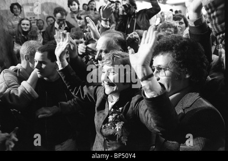 Shirley Williams. Crosby durch Wahl Liverpool 26. November 1981. Sie war die erste gewählte sozialdemokratische Partei der SDP und Mitglied des britischen Parlaments. 1980er Jahre HOMER SYKES Stockfoto