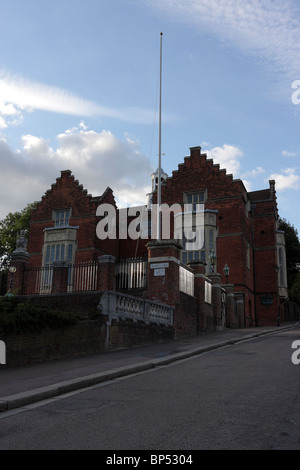 Die alte Schule Gebäude befindet sich das ursprüngliche Schulgebäude an der Harrow School, Harrow-on-the-Hill am Kirchhügel gelegen. Stockfoto