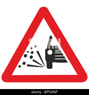 UK Straße Zeichen losen Splitt Kies Oberfläche Steinschlag Chips Lackschäden Stockfoto