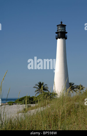 Der Leuchtturm bei Bill Baggs Cape Florida State Park in Key Biscayne, Florida Stockfoto