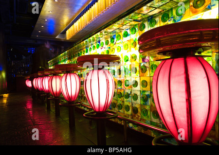 China, Shanghai. Bar im Bezirk Xin Tian Di Bar. Stockfoto