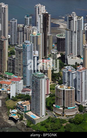 Luftaufnahme über hoch steigt Republik Panama City in Panama Stockfoto