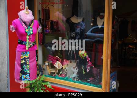 bunte Shop im 3. Bearb. Paris Frankreich Stockfoto