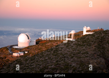 Roque de Los Muchachos Observatorium am Nachmittag Stockfoto