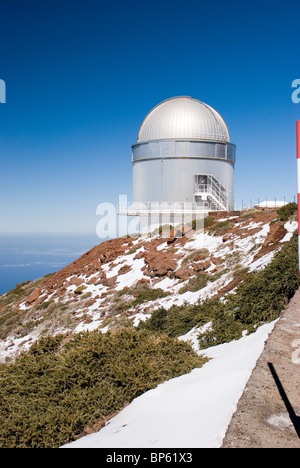 Das nordische optische Teleskop (nicht) im Winter. Stockfoto