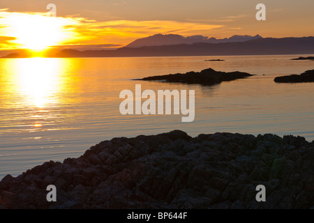 Sonnenuntergang über den Punkt of Sleat auf der Isle Of Skye Stockfoto