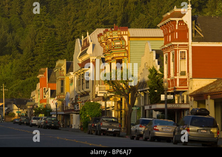 Sunrise-Licht auf der viktorianischen Ära Ferndale, Humboldt County, Kalifornien Stockfoto