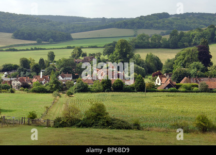 Turville Dorf und Chiltern Landschaft im Sommer, Buckinghamshire, England, UK Stockfoto