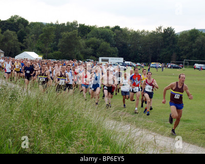 Beginn der Hoffnung fiel Rennen, Hoffnung, Derbyshire, UK. Stockfoto