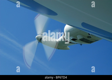 Details zu Motor und Propeller des Luftschiffs Luftschiff Zeppelin NT, Friedrichshafen, Baden-Württemberg, Deutschland Stockfoto