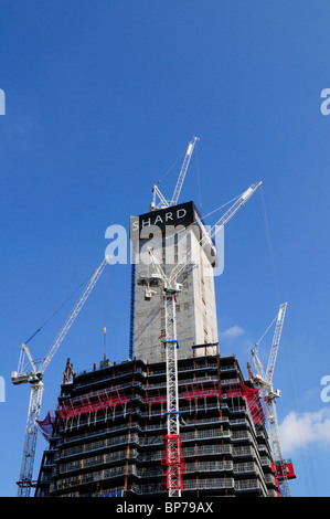 Der Shard London Bridge Wolkenkratzer unter Konstruktion, London, England, UK Stockfoto