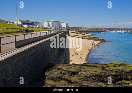 Holyhead-Hafen, Promenade, Anglesey, North Wales, UK Stockfoto