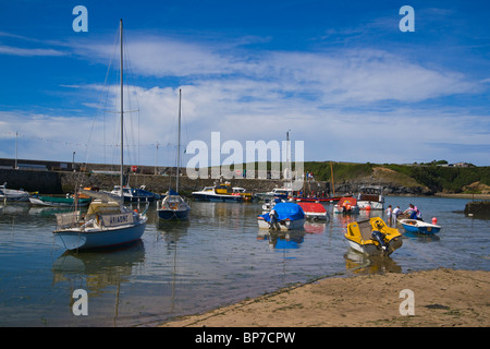 Cemaes Bay und Pier, Anglesey, North Wales, UK Stockfoto