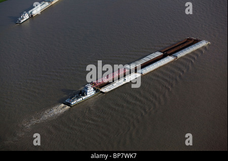 Luftbild oben Lastkahn Verkehr auf Mississippi Fluß Baton Rouge Louisiana Stockfoto
