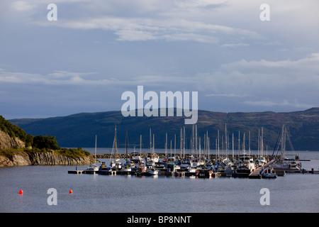 Segelboote Liegeplatz in der Marina am Portavadie, Argyll, Schottland Stockfoto