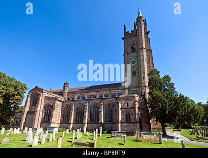 All Saints Church mit dem Heiligen Johannes, Hertford, Großbritannien Stockfoto