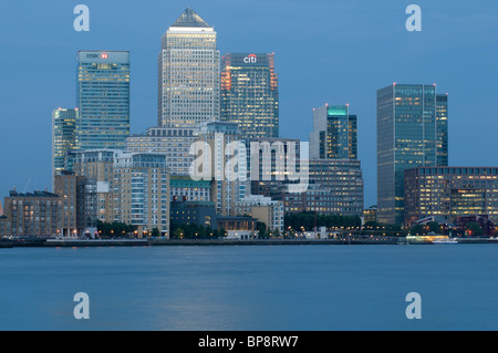 Canary Wharf Estate Riverside, Docklands, East London, Großbritannien Stockfoto