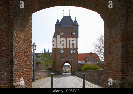 Klever Tor in Xanten, Frühling, Tag, Niederrhein, Nordrhein-Westfalen, Deutschland, Europa Stockfoto