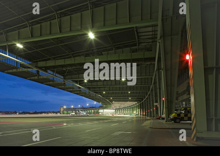 Flughafen Tempelhof, Vordach, Berlin, Deutschland Stockfoto